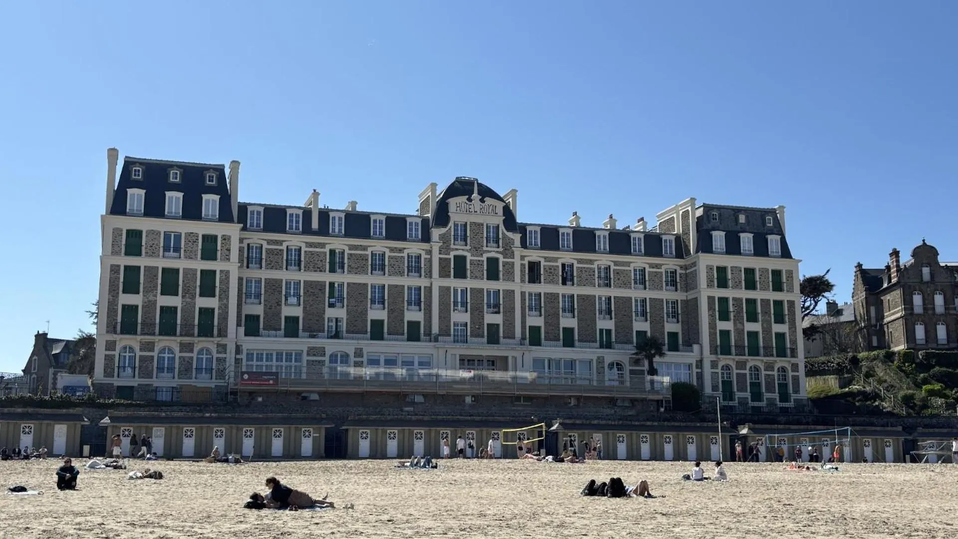 Апартаменты Ultra Confort - Sur La Plage - Parking Prive Динар